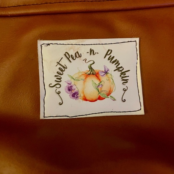 Sweet Pea n Pumpkin Brown Backpack with Rainbow Pattern - Picture 3 of 4